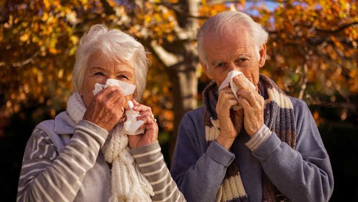 precauciones de influenza en adultos mayores